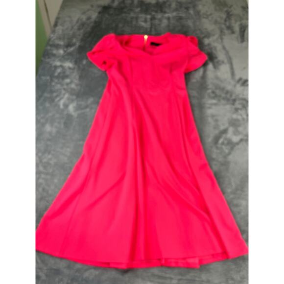 Andrew Marc Coral Pink Fit Flare Dress Size 12 Short Sleeve Designer - Picture 1 of 10